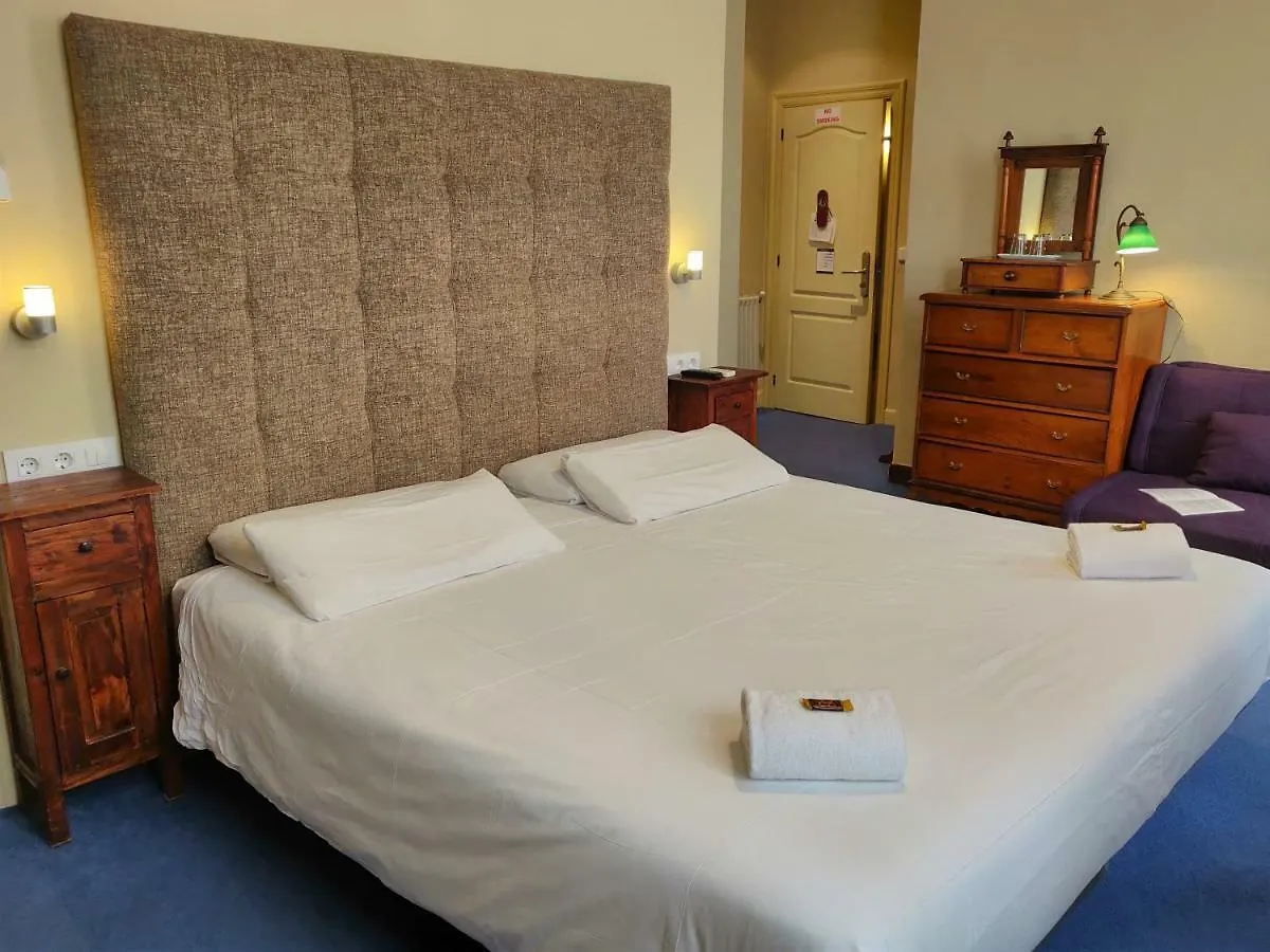 Iturrienea Ostatua Hotel Bilbao Spain
